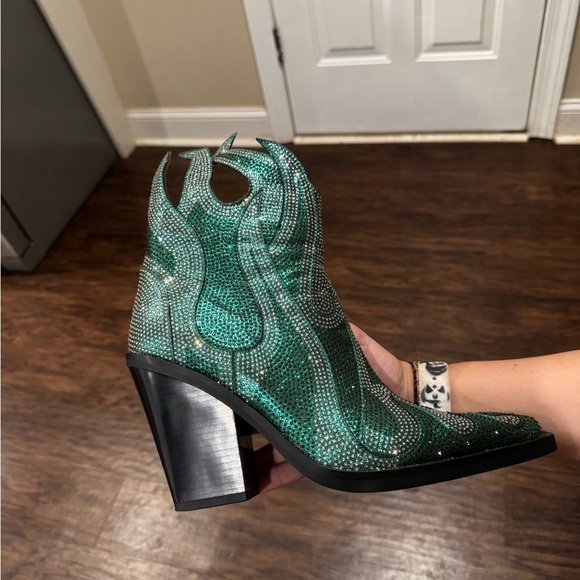 Bedazzled flame boots in emerald green. High heeled boots - Picture 2 of 5